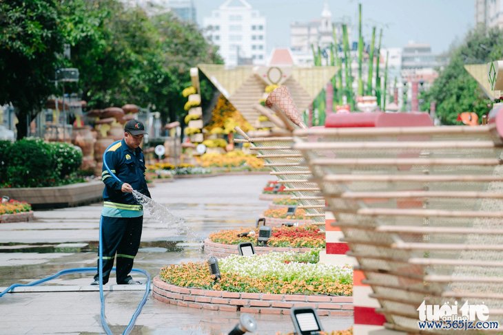 Đường hoa Nguyễn Huệ， TP.HCM đã sẵn sàng cho giờ khai mạc - Ảnh 15.