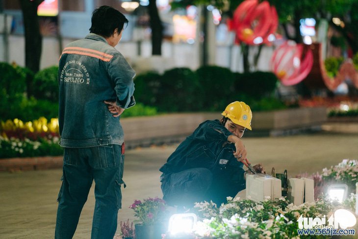 Đường hoa Nguyễn Huệ， TP.HCM đã sẵn sàng cho giờ khai mạc - Ảnh 12.